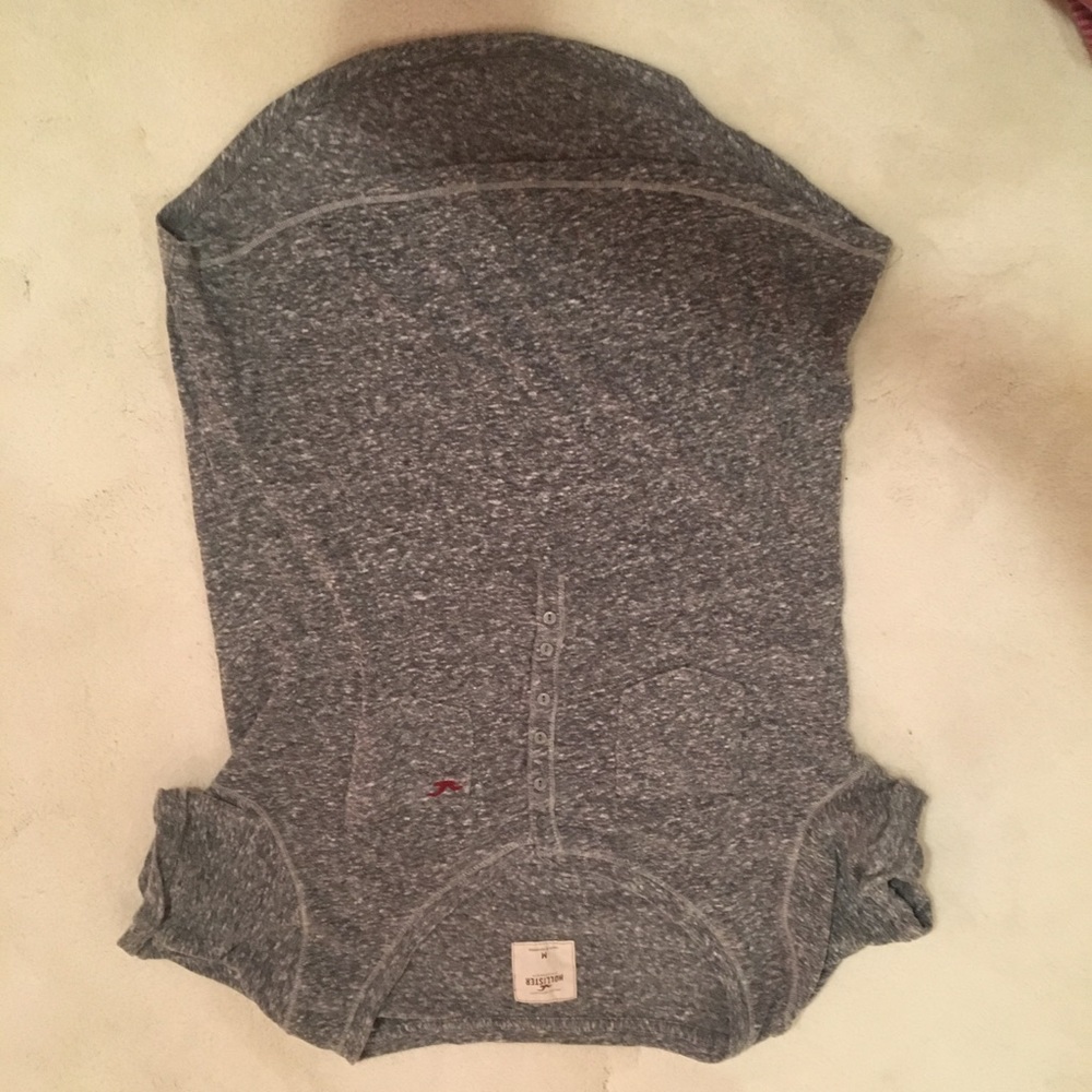 Gray Hollister T-shirt with pocket detail